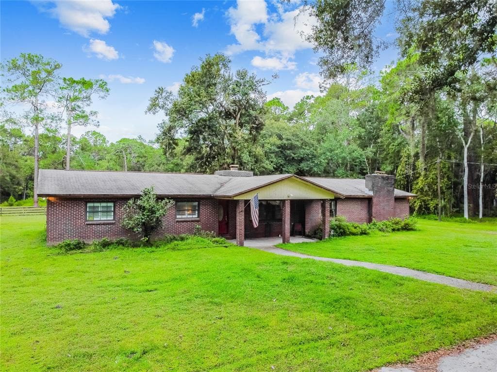 28536 BENNINGTON DRIVE ZEPHYRHILLS, FL 33544