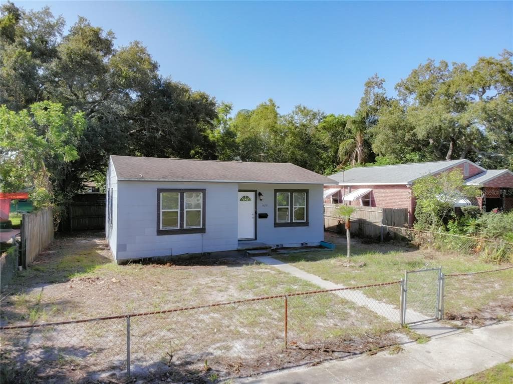 4678 13TH AVENUE S ST PETERSBURG, FL 33711
