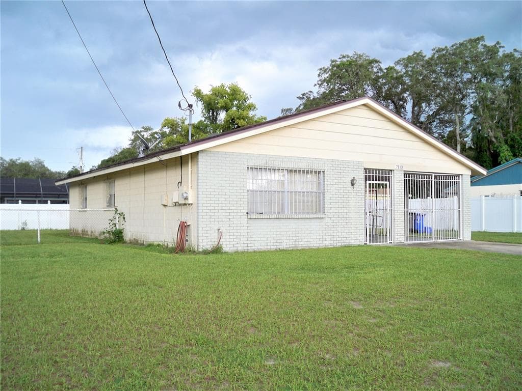 7113 N 50TH STREET TAMPA, FL 33617