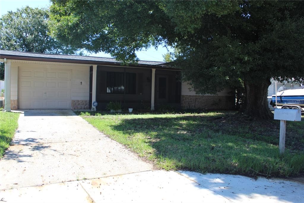 3284 MASONVILLE LOOP HOLIDAY, FL 34691