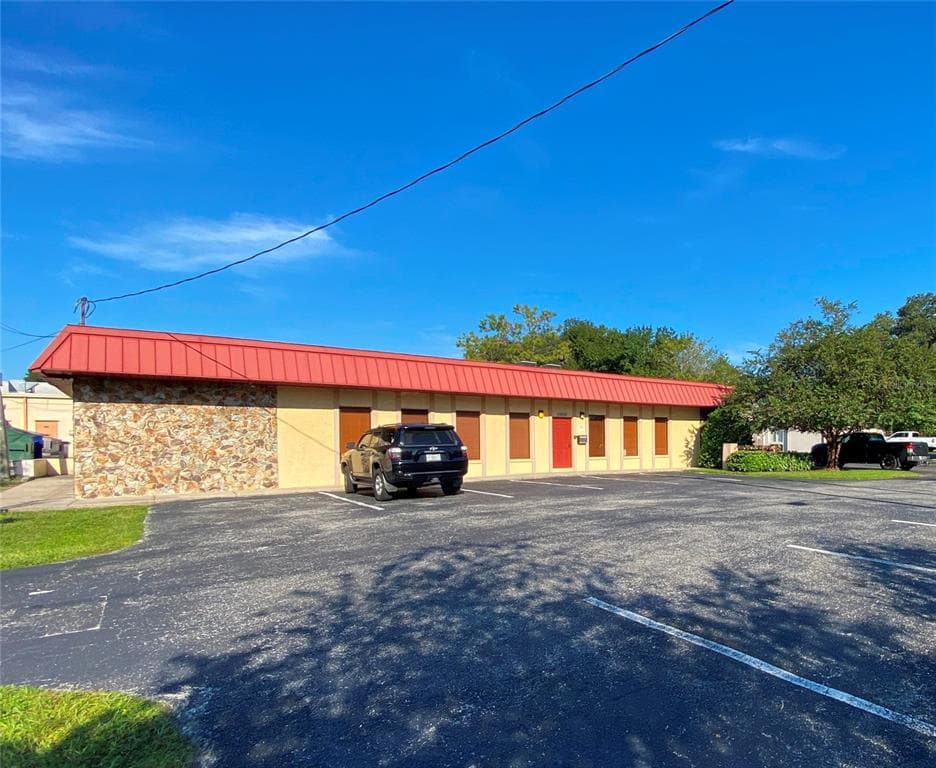 13506 N ROME AVENUE TAMPA, FL 33613