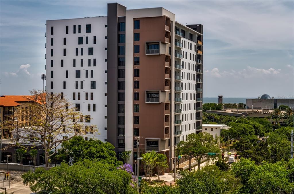 199 DALI BOULEVARD UNIT 702 ST PETERSBURG, FL 33701