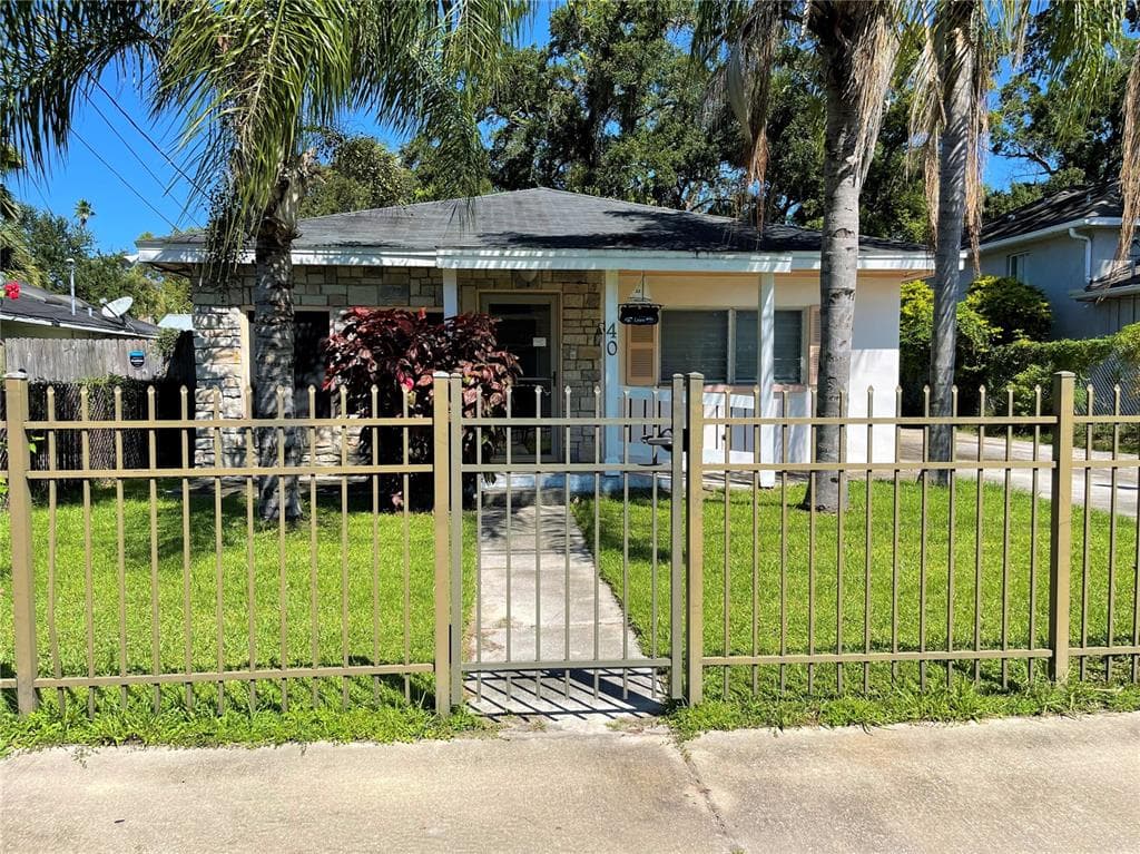40 W BOYER STREET