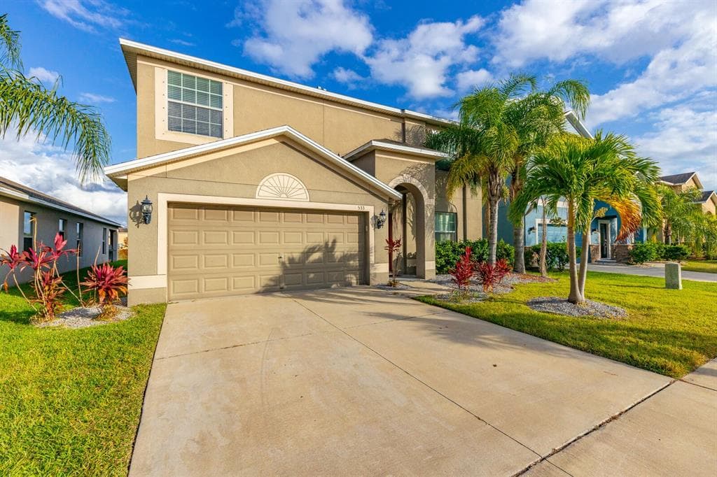 533 VISTA RIDGE DRIVE RUSKIN, FL 33570