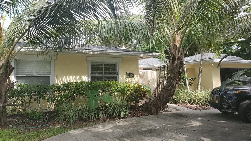 503 SUWANEE CIRCLE TAMPA, FL 33606