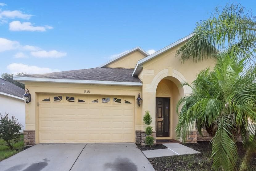 15451 LONG CYPRESS DRIVE RUSKIN, FL 33573