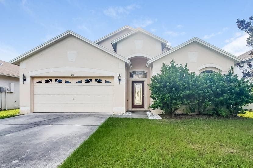 313 9TH STREET NE RUSKIN, FL 33570
