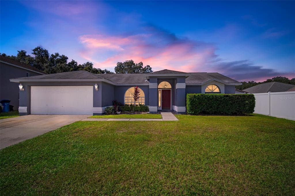 1332 GANGPLANK DRIVE VALRICO, FL 33594