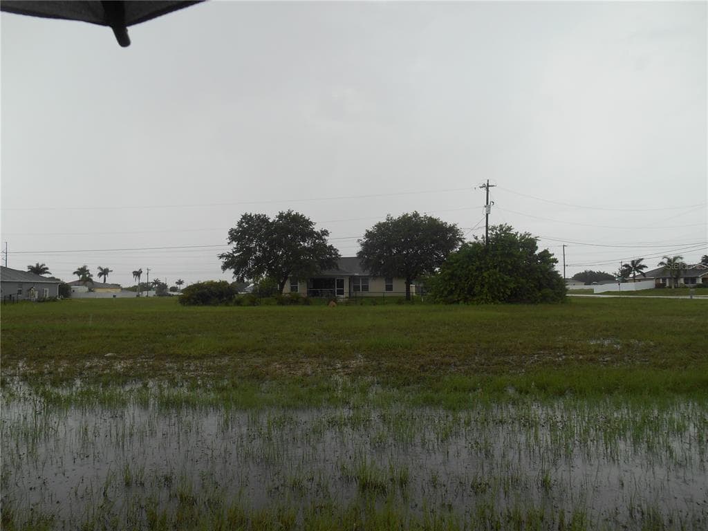 1026 NE 1ST AVENUE CAPE CORAL, FL 33909
