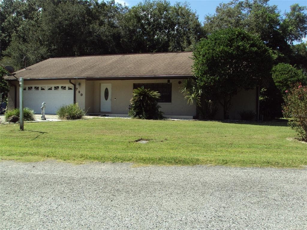 709 BAY DRIVE PLANT CITY, FL 33563