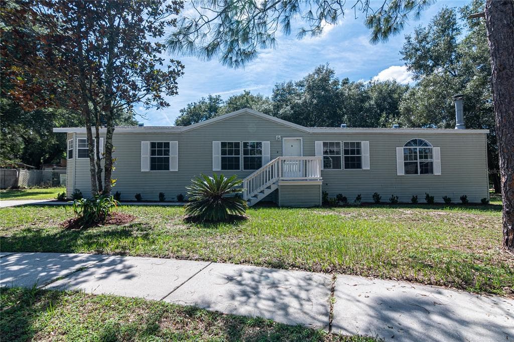 12802 CLIFFSIDE PLACE THONOTOSASSA, FL 33592