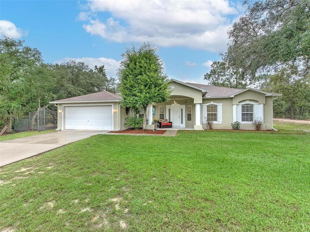 12497 ROBIN AVENUE WEEKI WACHEE, FL 34614