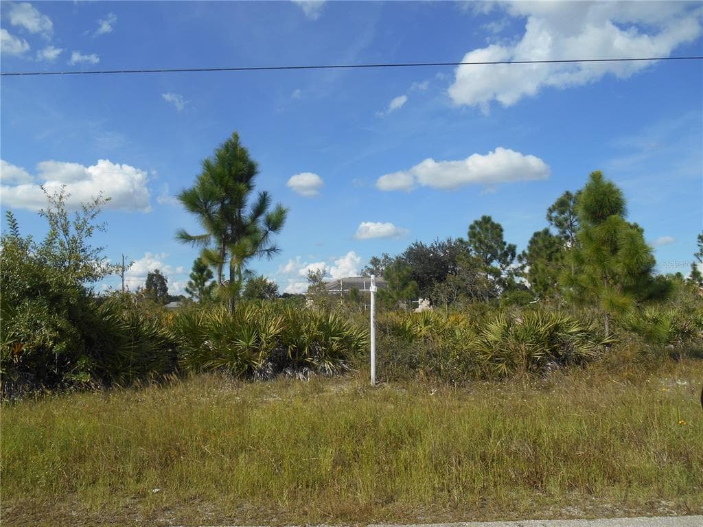 3710 13TH STREET W UNIT 11 LEHIGH ACRES, FL 33971
