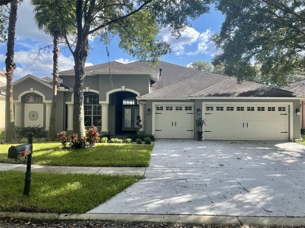 8366 GOLDEN PRAIRIE DRIVE TAMPA, FL 33647