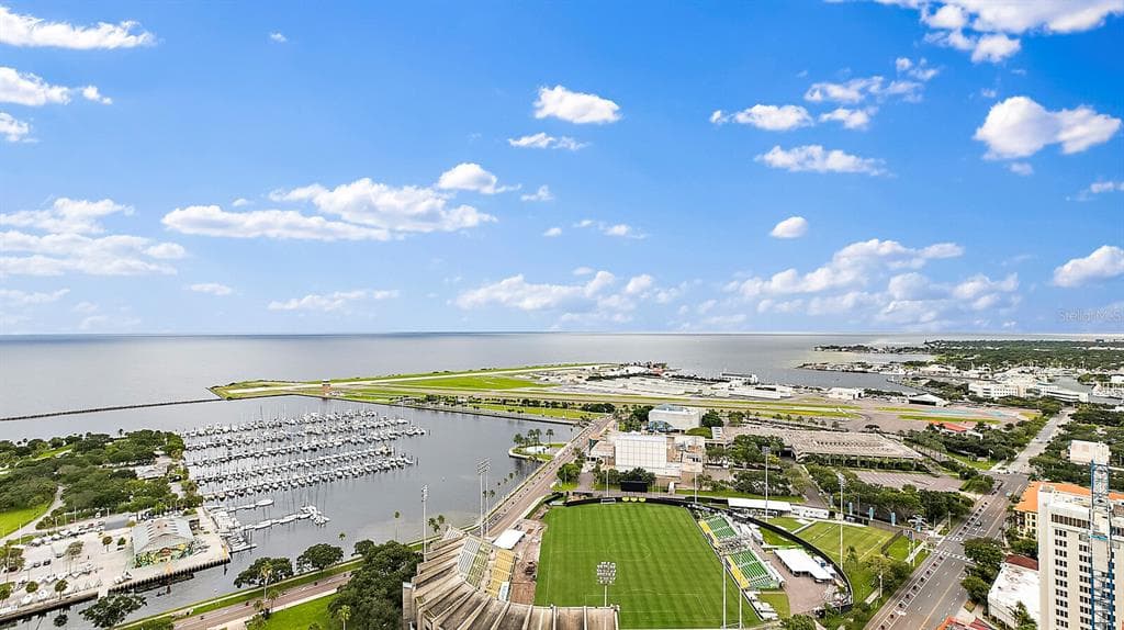 175 1ST STREET S UNIT 3203 ST PETERSBURG, FL 33701