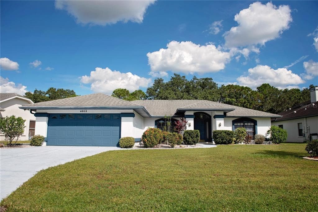 4903 35TH COURT E BRADENTON, FL 34203