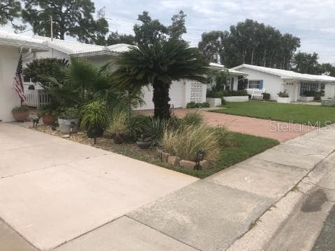 3840 97TH AVENUE N UNIT 3 PINELLAS PARK, FL 33782