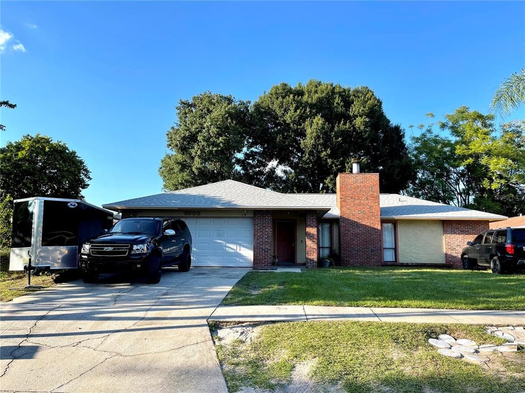 5505 BLUEJAY LANE
