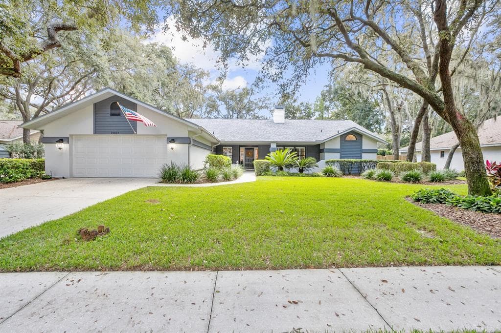 2807 SAINT CLOUD OAKS DRIVE VALRICO, FL 33594