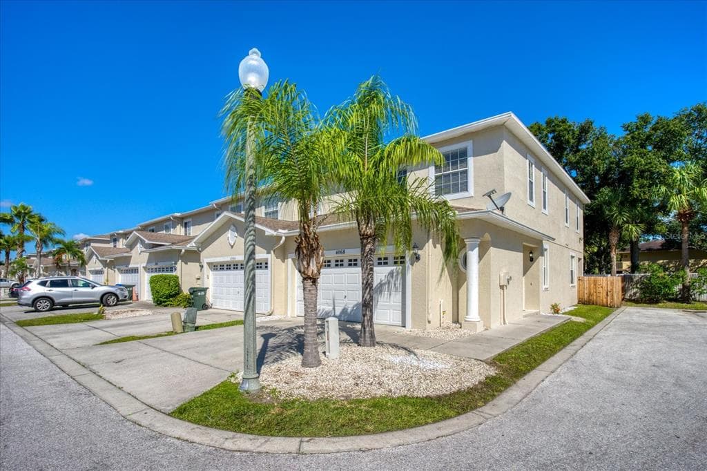 4068 ALAN DRIVE LARGO, FL 33771