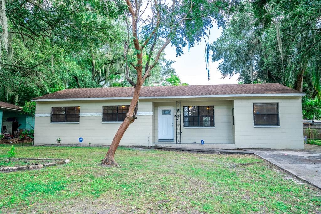 3017 E NORFOLK STREET TAMPA, FL 33610