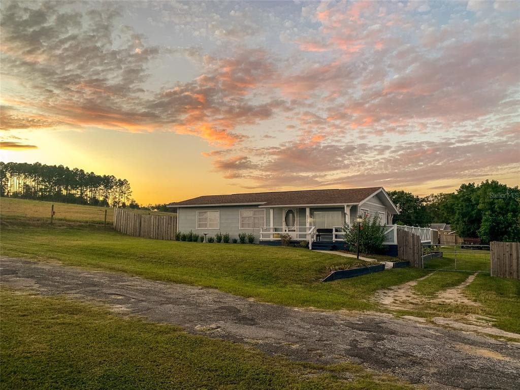 37847 AVOCA AVENUE ZEPHYRHILLS, FL 33541