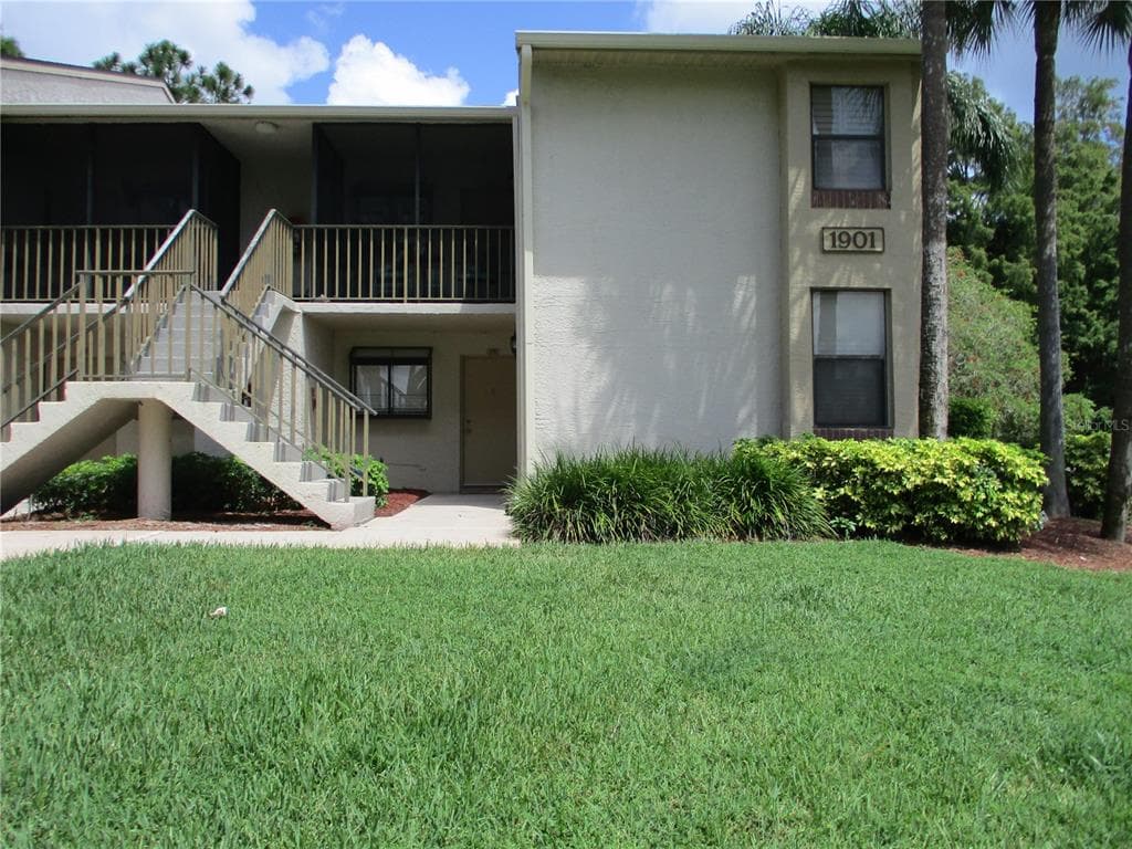 1901 OYSTER CATCHER LANE UNIT 816 CLEARWATER, FL 33762