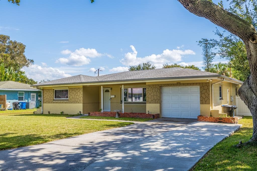800 56TH AVENUE S ST PETERSBURG, FL 33705