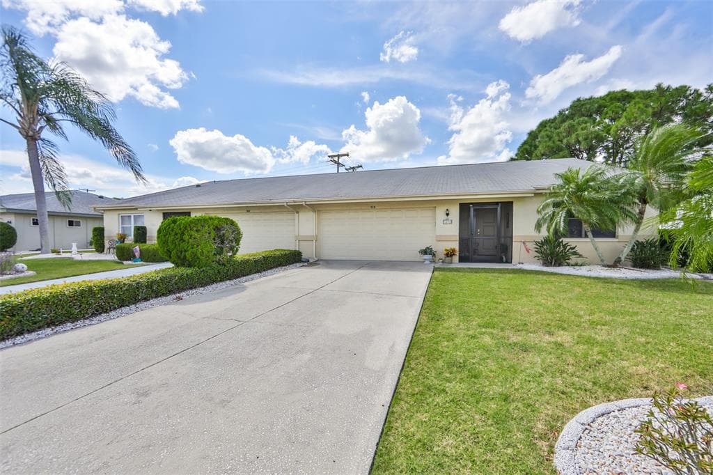 1616 DOWER WAY SUN CITY CENTER, FL 33573