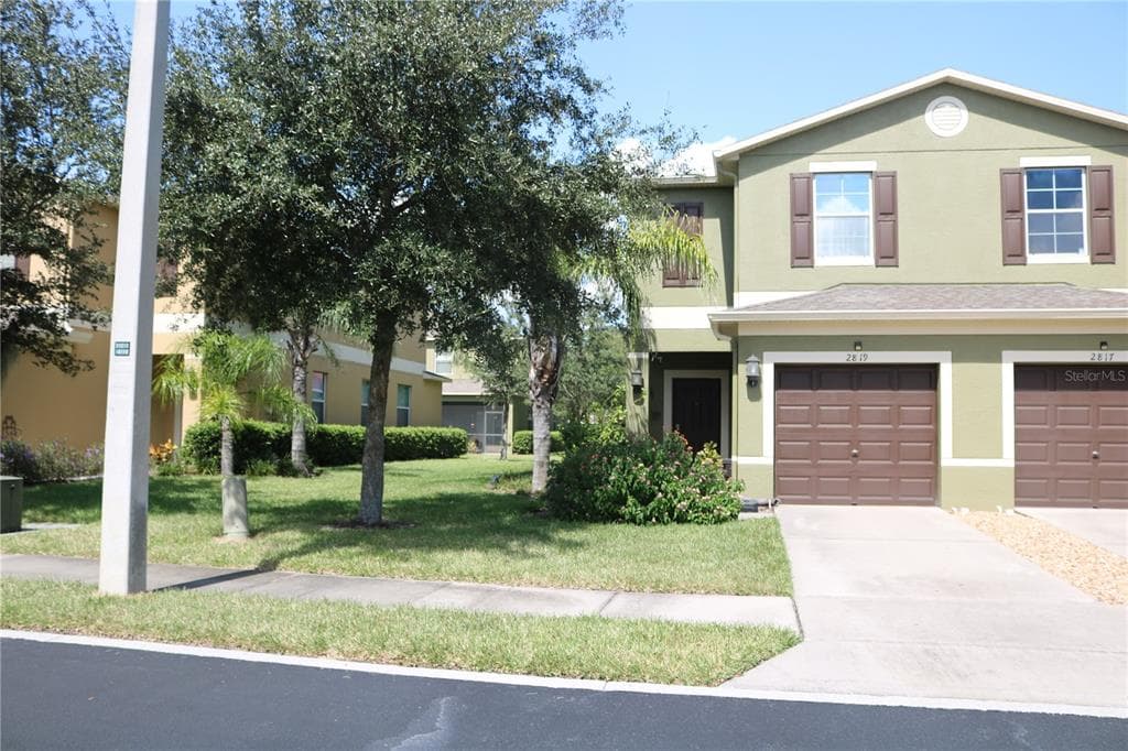 2819 LANTERN HILL AVENUE BRANDON, FL 33511