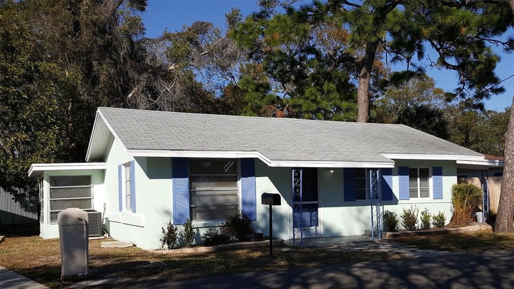 921 7TH STREET NW LARGO, FL 33770