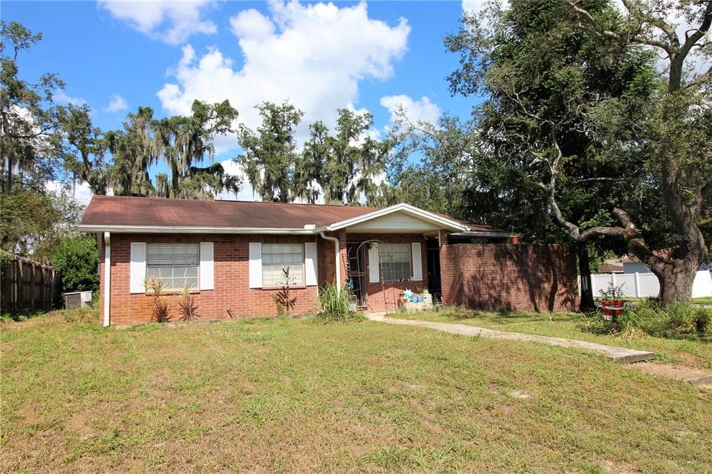 4814 E 99TH AVENUE TAMPA, FL 33617
