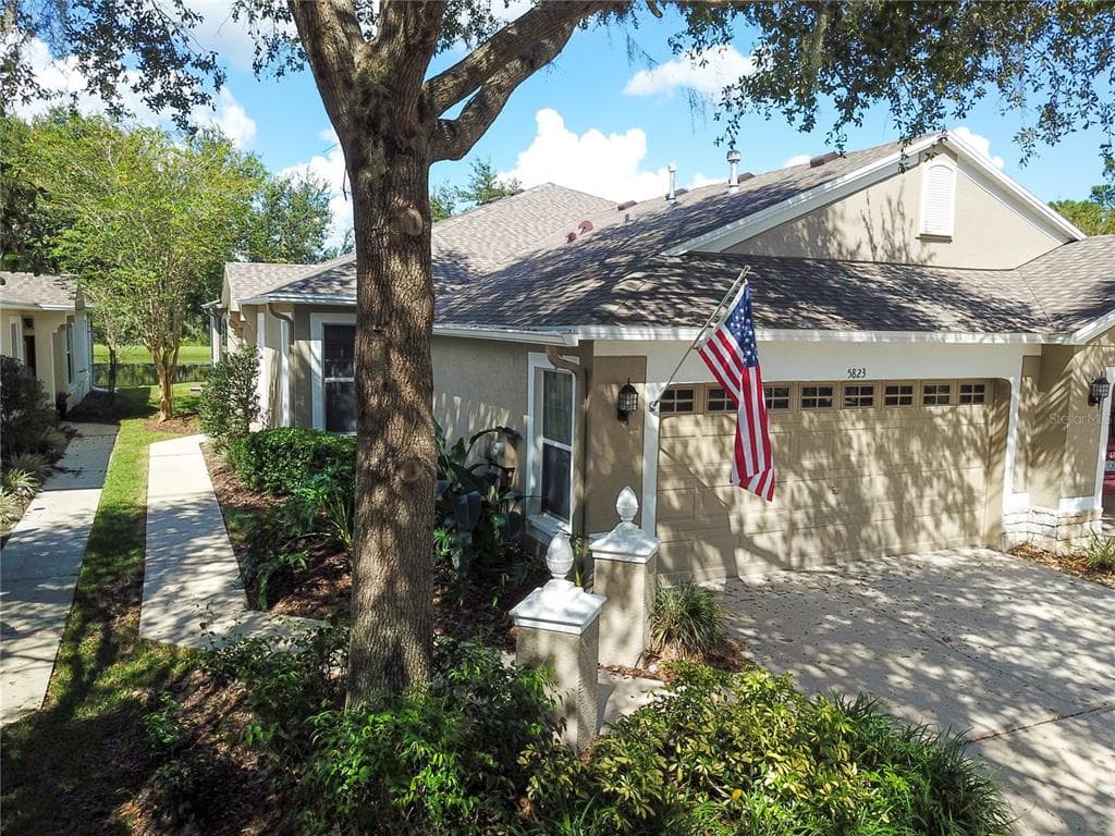 5823 PHOEBENEST DRIVE LITHIA, FL 33547