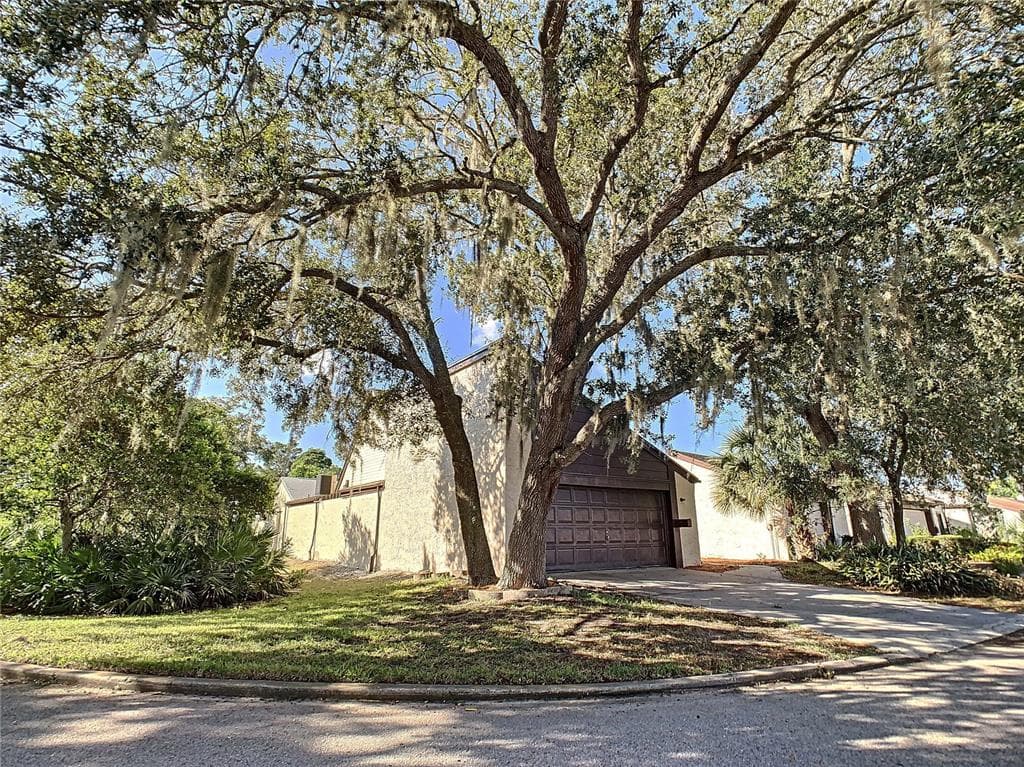 7526 SANTA FE TRAIL HUDSON, FL 34667