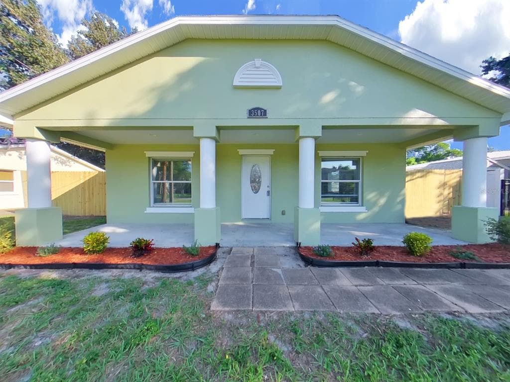 3507 W PEARL AVENUE TAMPA, FL 33611