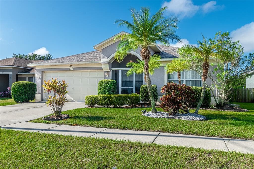 13349 PRESTWICK DRIVE RIVERVIEW, FL 33579