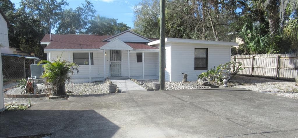 8615 JACKSON SPRINGS ROAD TAMPA, FL 33615