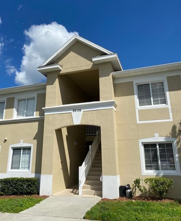 9506 NEWDALE WAY UNIT 202 RIVERVIEW, FL 33578