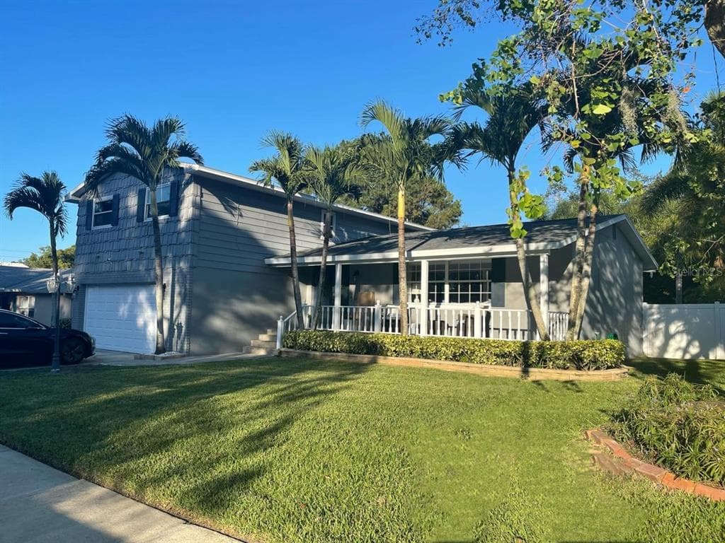 12901 MIA CIRCLE LARGO, FL 33774
