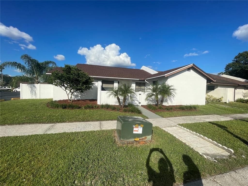 5407 HOPEDALE DRIVE TAMPA, FL 33624