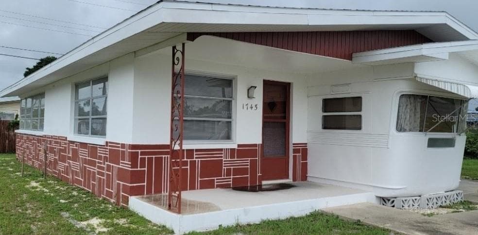 1745 PLEASURE DRIVE HOLIDAY, FL 34691