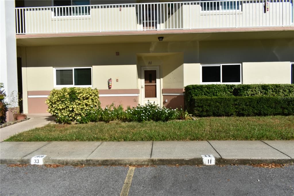 2297 MONACO LANE UNIT 11 CLEARWATER, FL 33763