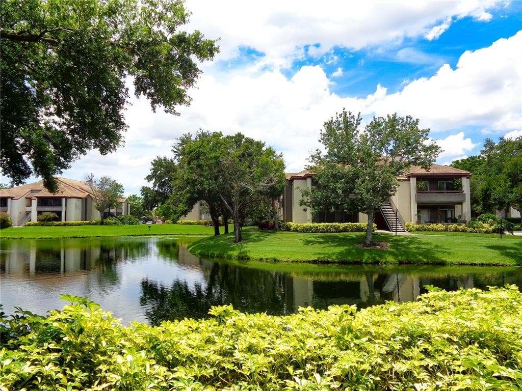 10263 GANDY BOULEVARD N UNIT 2110 ST PETERSBURG, FL 33702