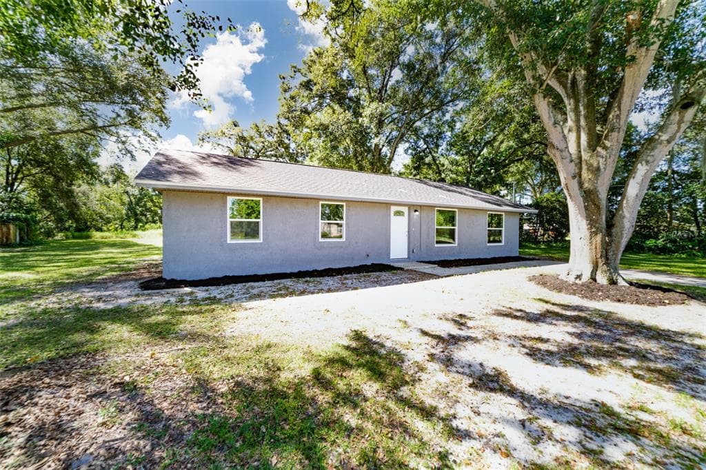 2621 KEYSVILLE DRIVE LITHIA, FL 33547
