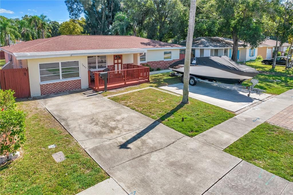 7845 46TH STREET N