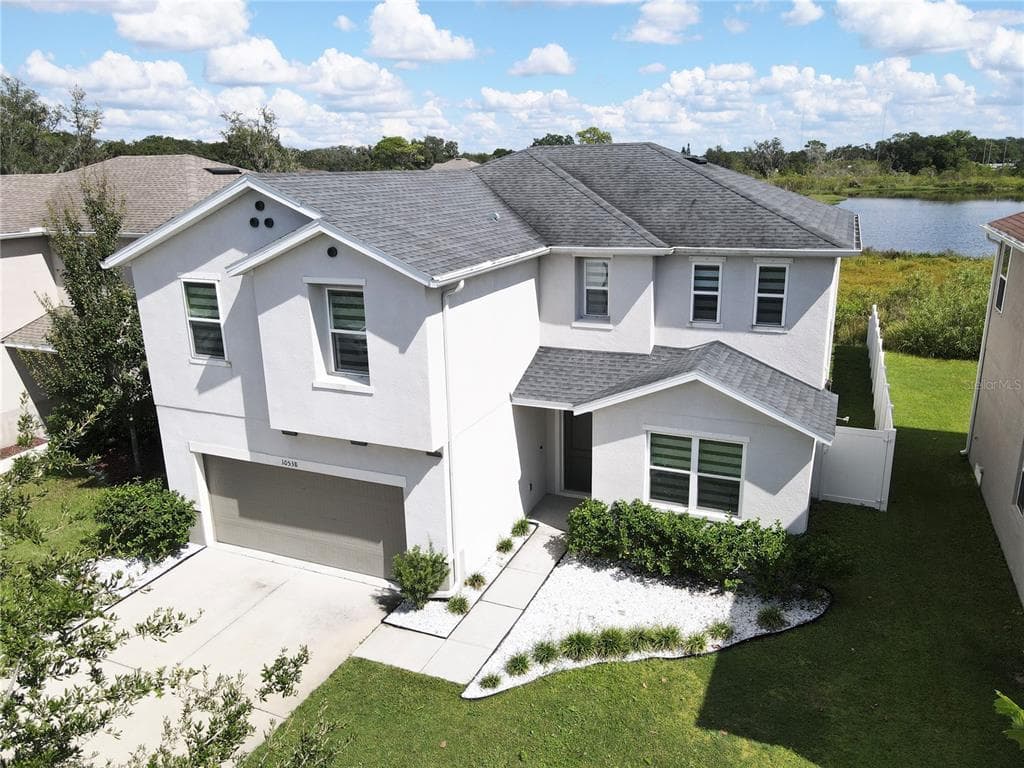 10538 MEDFORD LAKE DRIVE RIVERVIEW, FL 33578