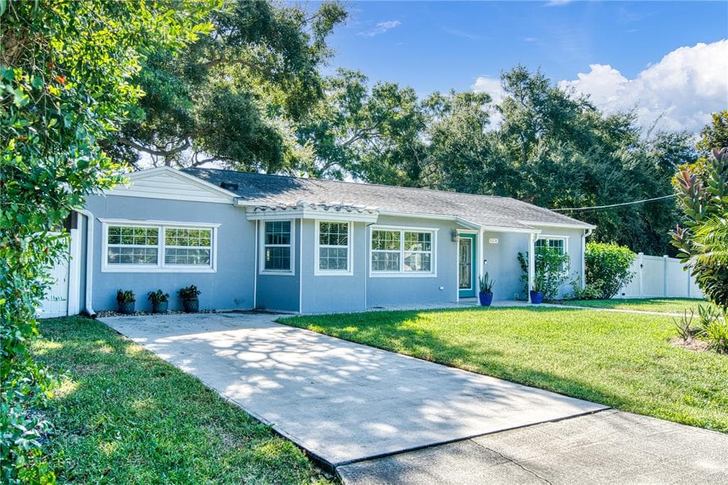 6226 S KELLY ROAD TAMPA, FL 33611
