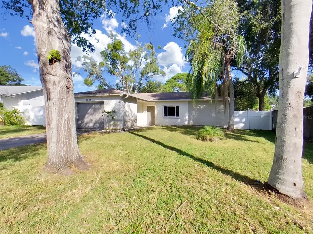 6808 122ND AVENUE LARGO, FL 33773