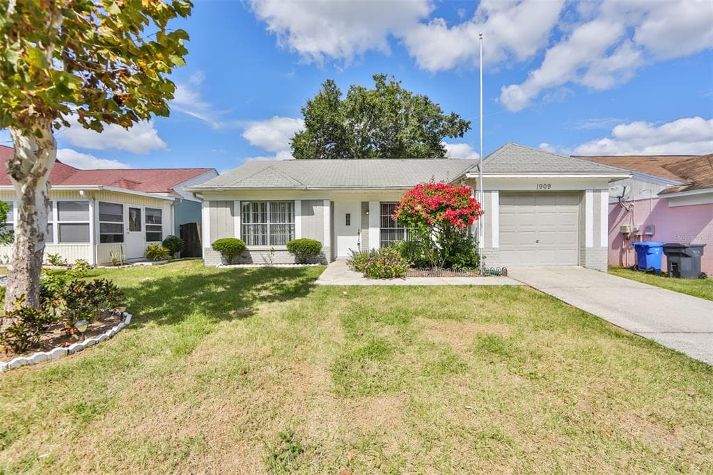 1909 CROWN PARK DRIVE VALRICO, FL 33594