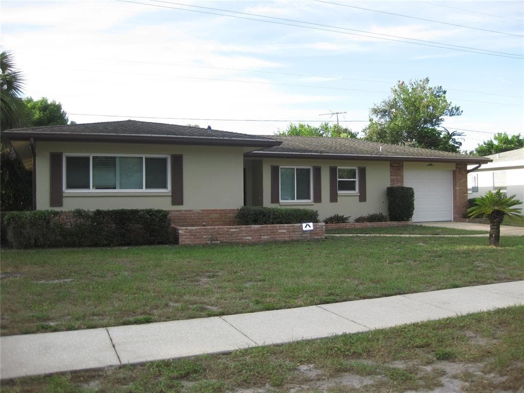 1747 ASHTON ABBEY ROAD CLEARWATER, FL 33755